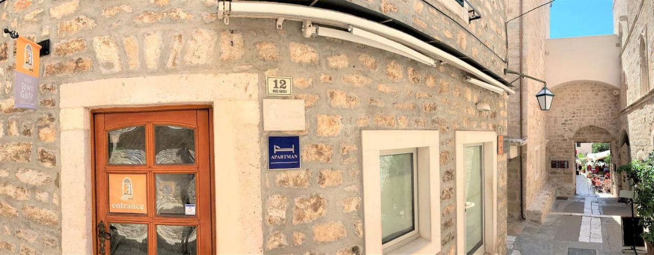 Rooms And Apartments Villa Town Gate Hvar Хвар Екстериор снимка