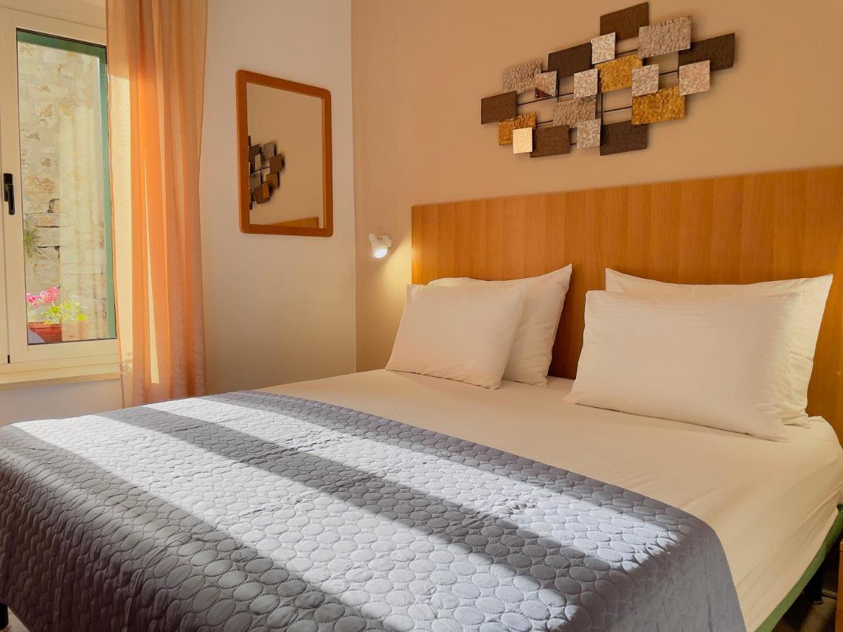 Rooms And Apartments Villa Town Gate Hvar Хвар Екстериор снимка