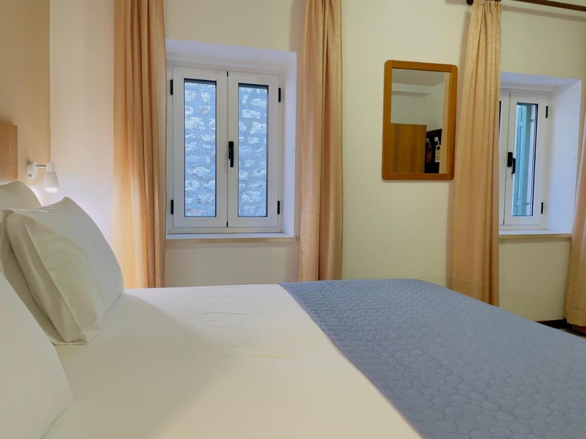Rooms And Apartments Villa Town Gate Hvar Хвар Екстериор снимка