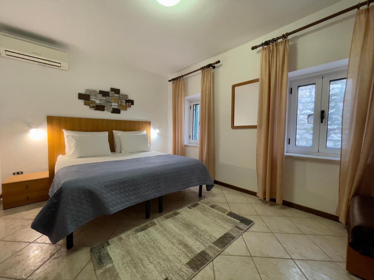 Rooms And Apartments Villa Town Gate Hvar Хвар Екстериор снимка