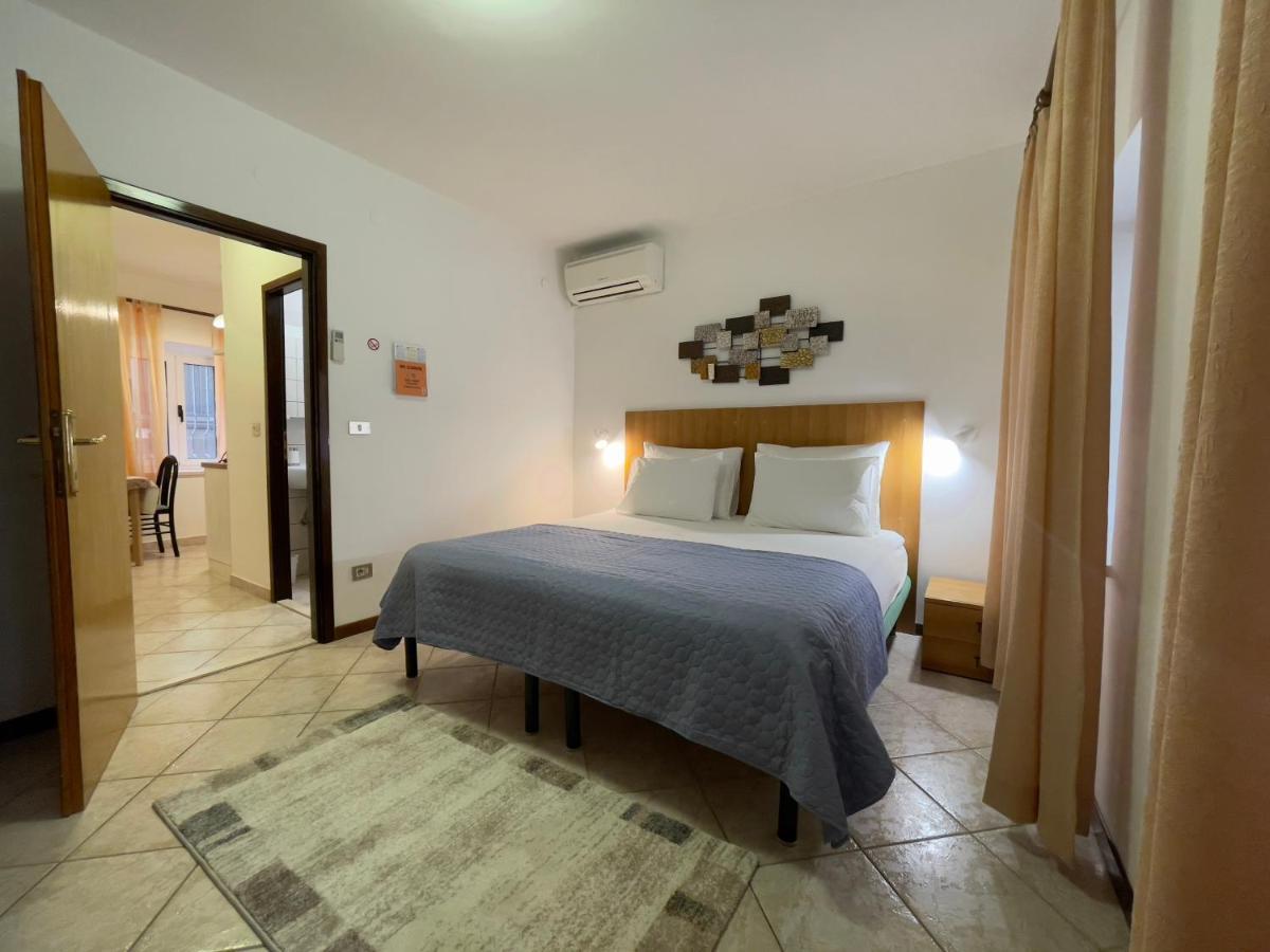 Rooms And Apartments Villa Town Gate Hvar Хвар Екстериор снимка