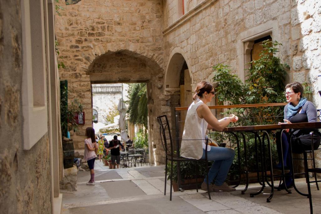 Rooms And Apartments Villa Town Gate Hvar Хвар Екстериор снимка